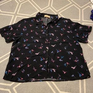 Hummingbird Cropped Button Down